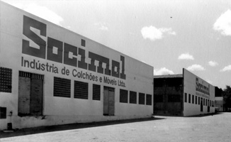 A Socimol é instalada em Teresina. A fábrica passa a produzir colchões de alta qualidade, além de estofados e móveis.